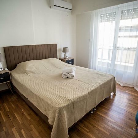 Explore Greece From Close The Sea Apartment Chalkís 외부 사진